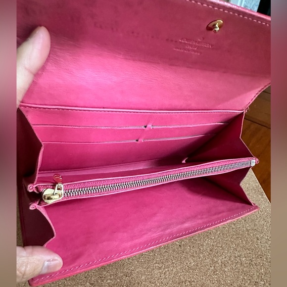 Louis Vuitton Vernis Sara Wallet, Pinkish Red Color - Picture 10 of 12